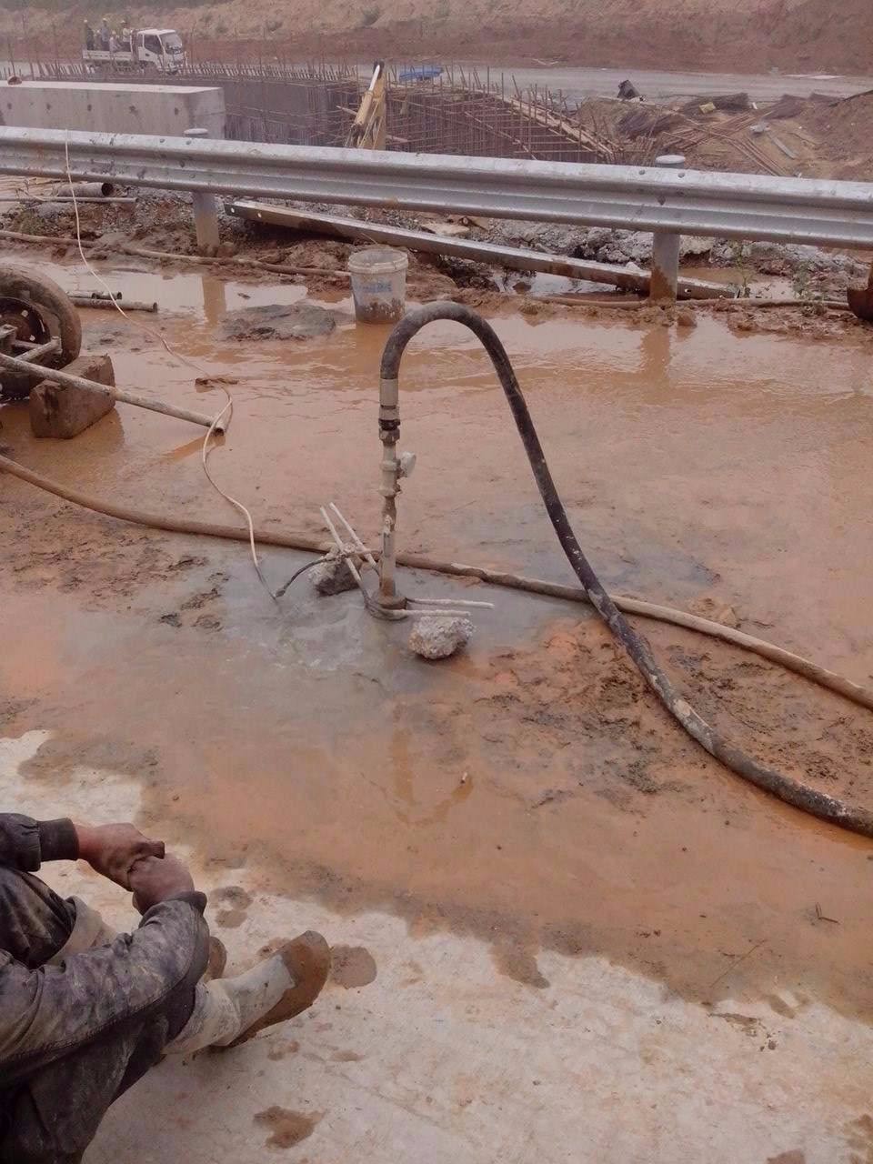 银州路基压密注浆